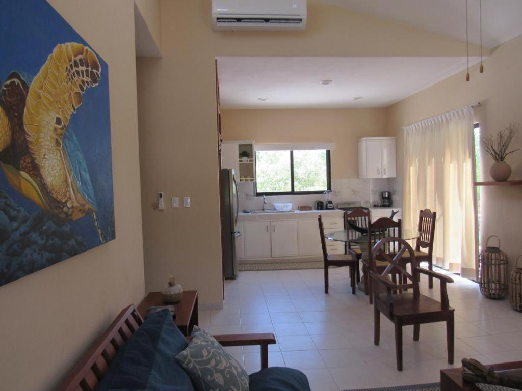 Two bedroom beachfront villa Celestun Buitenkant foto