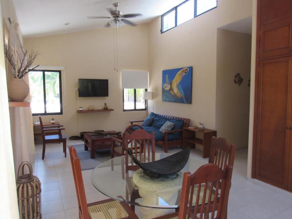 Two bedroom beachfront villa Celestun Buitenkant foto